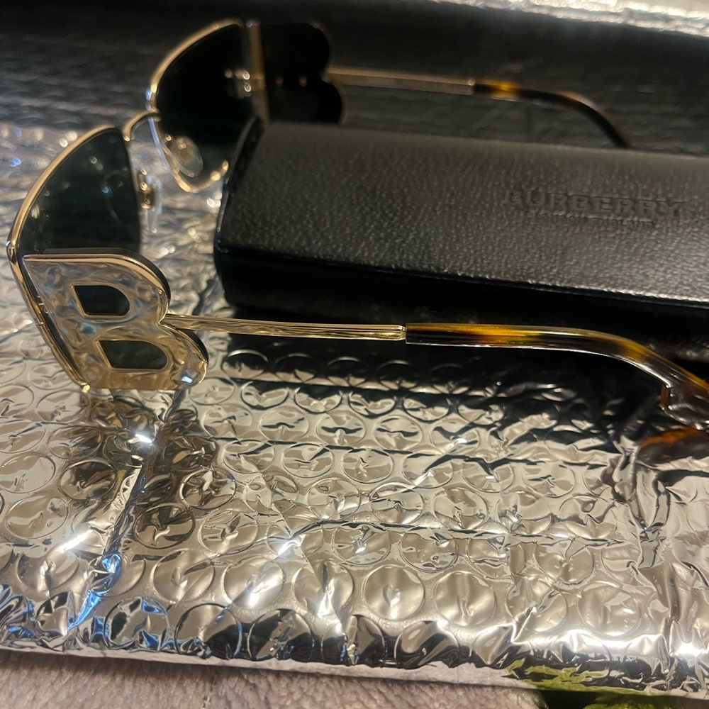 Burberry Aviator Frame Sunglasses, B-Motif, Gold